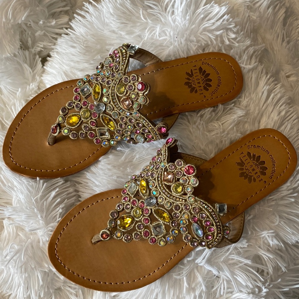 Jeweled Sandles ✨